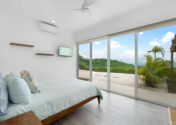 Ocean View & Private Pool In Mar Vista